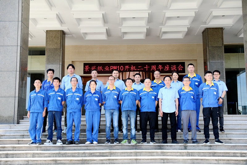 1655777667108225 1655777667108225