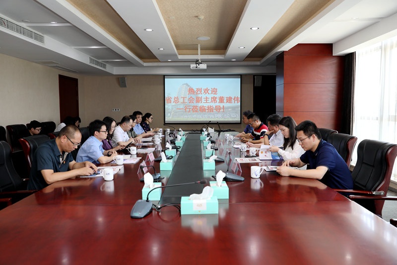 1656053294436683 1656053294436683