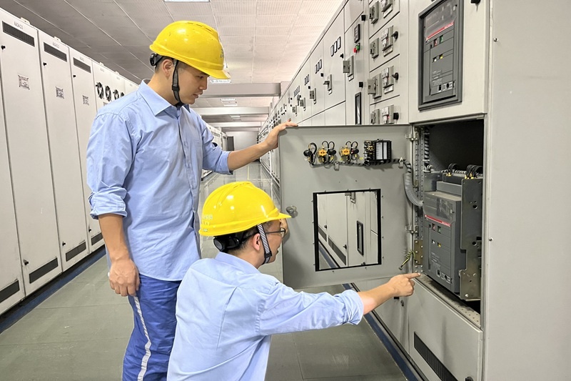 1690768999439647 1690768999439647