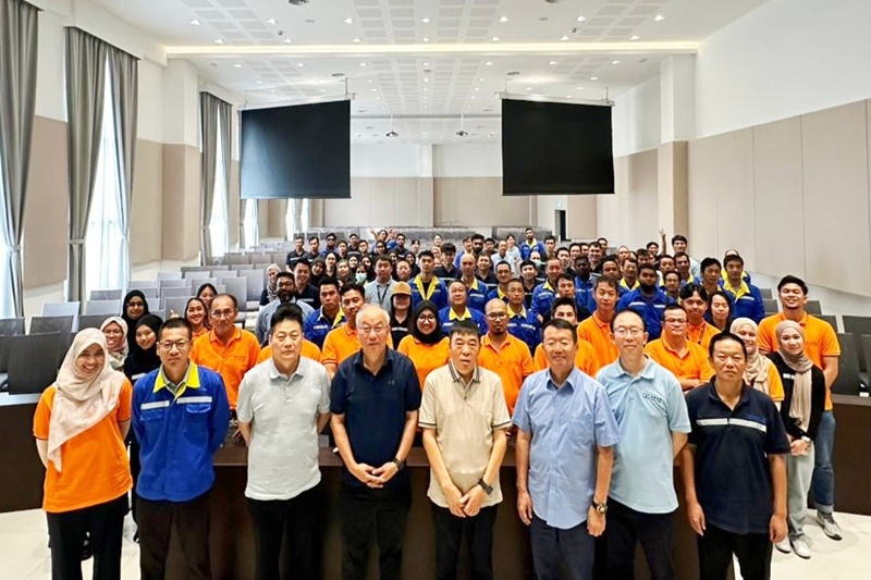 1753510607816374 1753510607816374