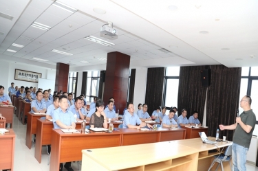 ѧ�·� ���徲 | QQPKֽҵ��չ�¡��徲����������ѵ����