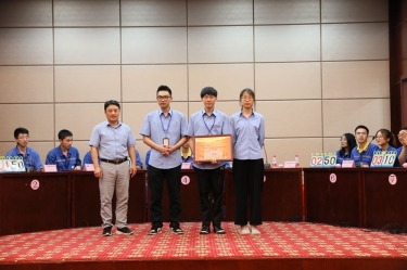 �������ܽ�| 2021���QQPKֽҵ������ϵ�л���ʷ׳�